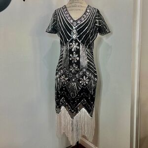 Vintage FUNDAISY Dress 1920s Gatsby V Neck Beaded Fringed Dress Size XL